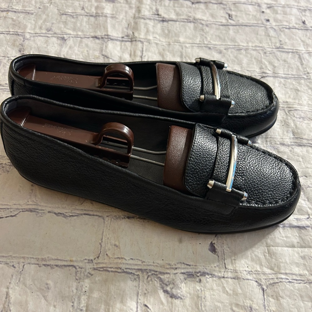 AEROSOLES VIOLET BLACK LEATHER PEBBLE GRAIN SILVER TONE ACCENT FLATS WOMEN’S 9.5